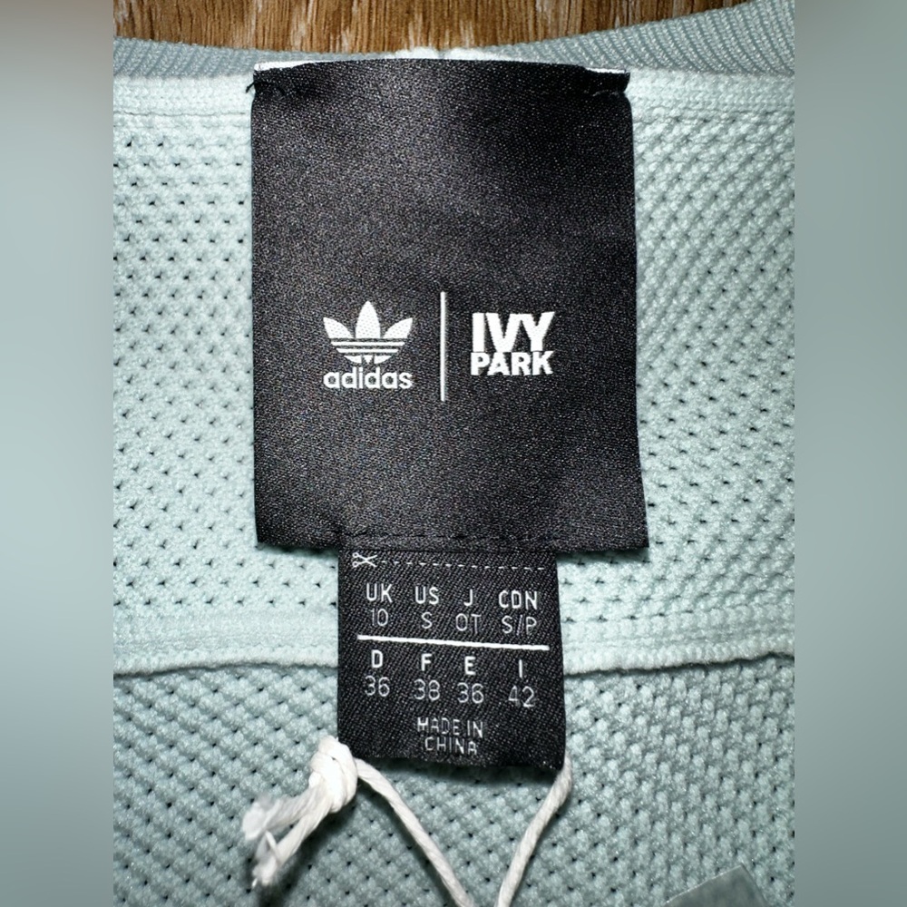NWT Ivy Park Top - Picture 4 of 11